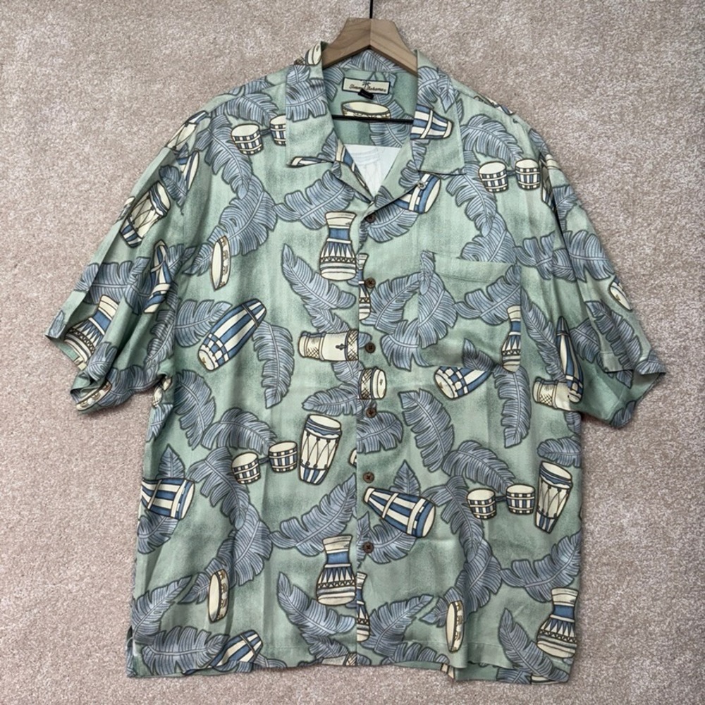 Tommy Bahama Camp Style 100% Silk Button Down‎ Shirt Size XL Hawaiian Vacation